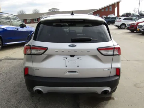 More photos of 2020 Ford Escape SE at Pettijohn Auto Center, MO