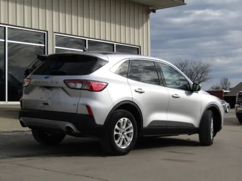 Another view of 2020 Ford Escape SE for sale in Bethany, MO at Pettijohn Auto Center