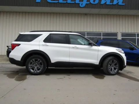 Photos of 2026 Ford Explorer Active for sale in Bethany, MO at Pettijohn Auto Center