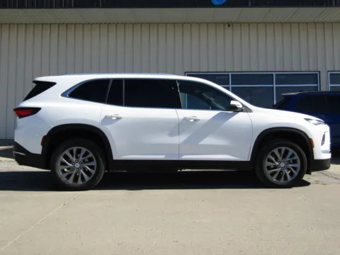 Photos of 2025 Buick Enclave Preferred for sale in Bethany, MO at Pettijohn Auto Center