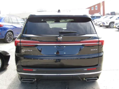 More photos of 2025 Buick Enclave Preferred at Pettijohn Auto Center, MO
