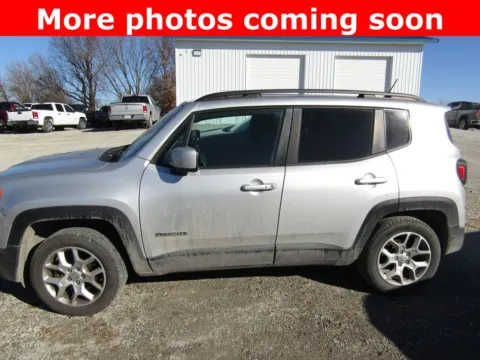 Photos of 2017 Jeep Renegade Latitude for sale in Bethany, MO at Pettijohn Auto Center