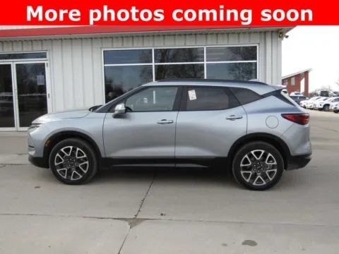 Photos of 2025 Chevrolet Blazer RS for sale in Bethany, MO at Pettijohn Auto Center