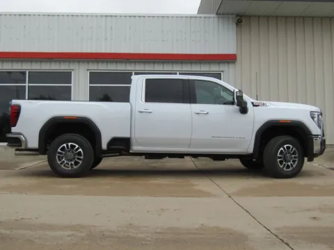 Photos of 2026 GMC Sierra 2500HD SLT for sale in Bethany, MO at Pettijohn Auto Center