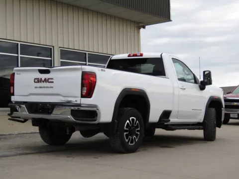 Another view of 2020 GMC Sierra 2500HD SLE for sale in Bethany, MO at Pettijohn Auto Center