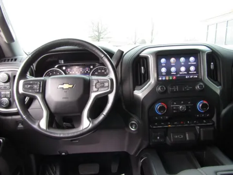 More photos of 2021 Chevrolet Silverado 1500 LTZ at Pettijohn Auto Center, MO