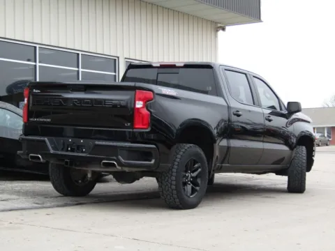 Another view of 2021 Chevrolet Silverado 1500 LT Trail Boss for sale in Bethany, MO at Pettijohn Auto Center