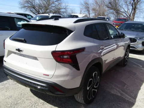 More photos of 2026 Chevrolet Trax 2RS at Pettijohn Auto Center, MO