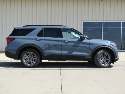Photos of 2026 Ford Explorer Active for sale in Bethany, MO at Pettijohn Auto Center