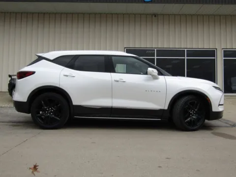 Photos of 2023 Chevrolet Blazer Premier for sale in Bethany, MO at Pettijohn Auto Center