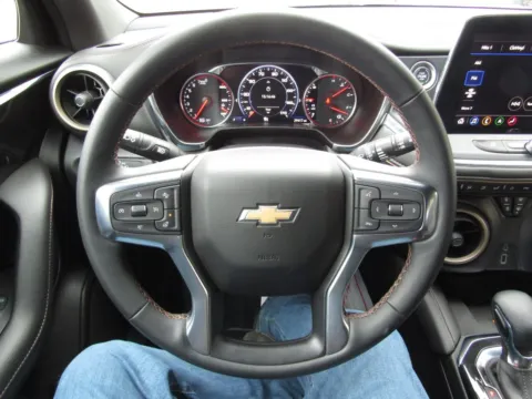 More photos of 2023 Chevrolet Blazer Premier at Pettijohn Auto Center, MO