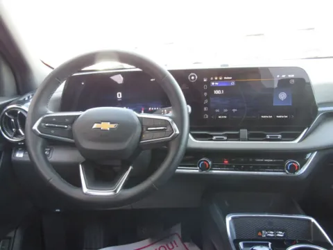 More photos of 2026 Chevrolet Equinox LT at Pettijohn Auto Center, MO