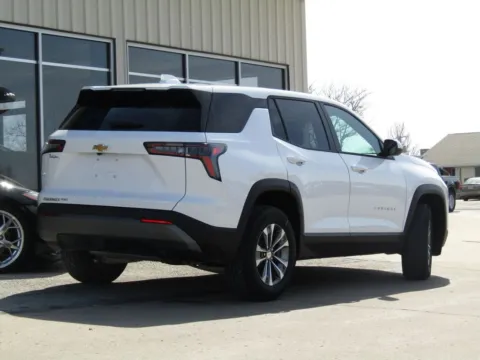 Another view of 2026 Chevrolet Equinox LT for sale in Bethany, MO at Pettijohn Auto Center