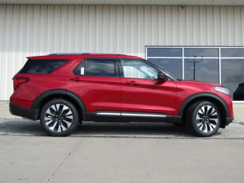 Photos of 2026 Ford Explorer Platinum for sale in Bethany, MO at Pettijohn Auto Center