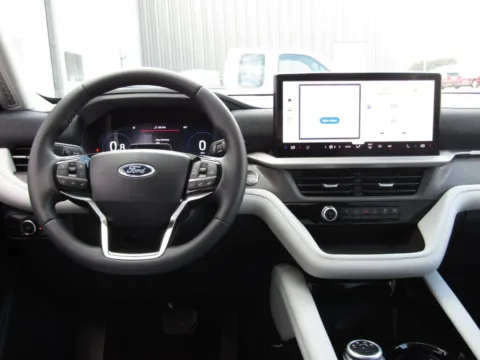 More photos of 2026 Ford Explorer Platinum at Pettijohn Auto Center, MO