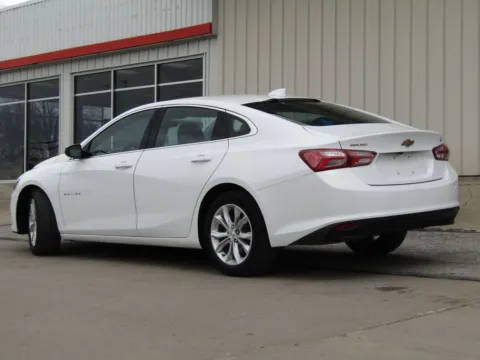 More photos of 2022 Chevrolet Malibu LT at Pettijohn Auto Center, MO