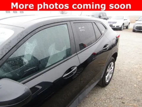 Photos of 2025 Chevrolet Trax LS for sale in Bethany, MO at Pettijohn Auto Center