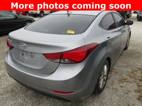 More photos of 2015 Hyundai Elantra SE at Pettijohn Auto Center, MO
