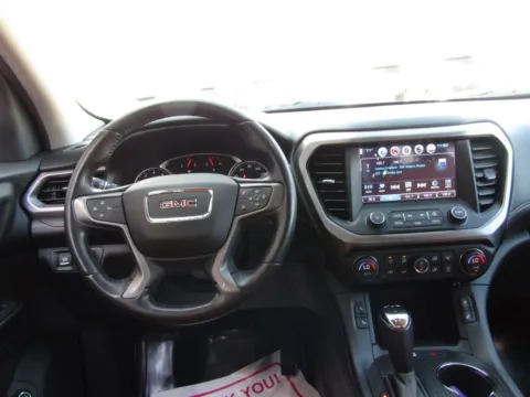 More photos of 2019 GMC Acadia SLT-1 at Pettijohn Auto Center, MO