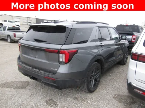 More photos of 2025 Ford Explorer ST-Line at Pettijohn Auto Center, MO