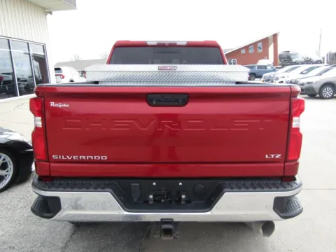 More photos of 2022 Chevrolet Silverado 2500HD LTZ at Pettijohn Auto Center, MO