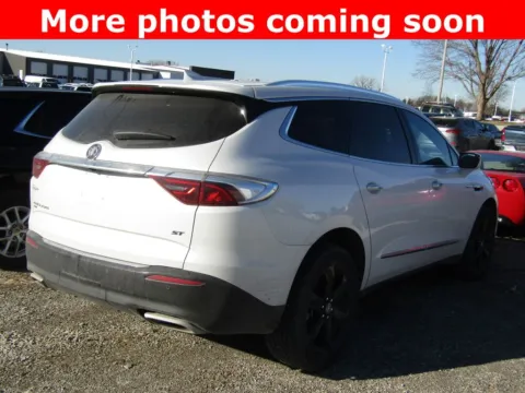 More photos of 2024 Buick Enclave Essence at Pettijohn Auto Center, MO