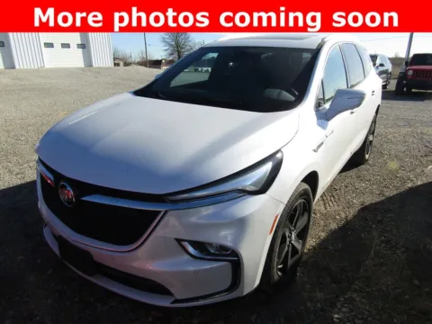 White 2024 Buick Enclave Essence for sale in Bethany, MO