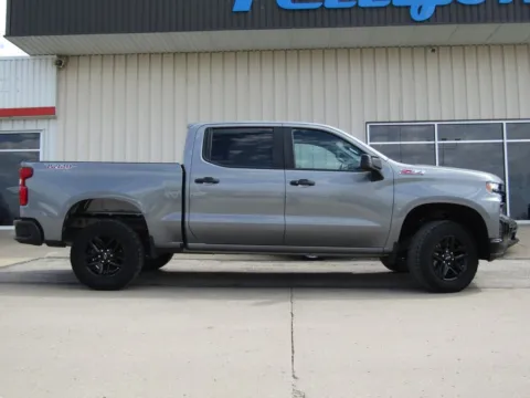 Photos of 2021 Chevrolet Silverado 1500 LT Trail Boss for sale in Bethany, MO at Pettijohn Auto Center