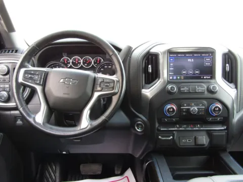 More photos of 2021 Chevrolet Silverado 1500 LT Trail Boss at Pettijohn Auto Center, MO