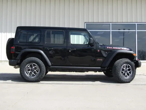 Photos of 2025 Jeep Wrangler Rubicon for sale in Bethany, MO at Pettijohn Auto Center
