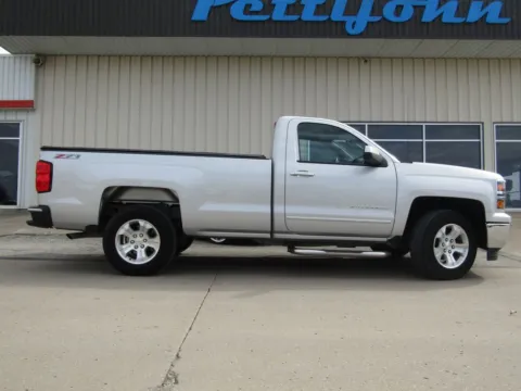 Photos of 2015 Chevrolet Silverado 1500 LT for sale in Bethany, MO at Pettijohn Auto Center