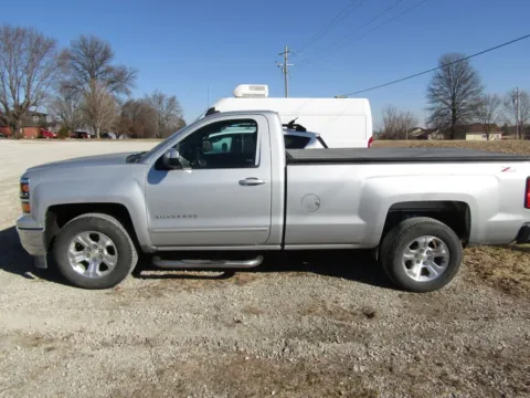 Photos of 2015 Chevrolet Silverado 1500 LT for sale in Bethany, MO at Pettijohn Auto Center