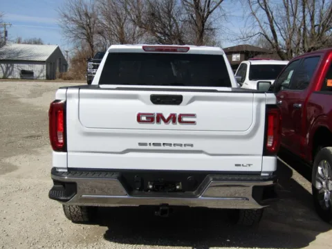 More photos of 2026 GMC Sierra 1500 SLT at Pettijohn Auto Center, MO