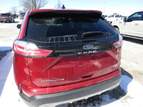 More photos of 2024 Ford Edge Titanium at Pettijohn Auto Center, MO