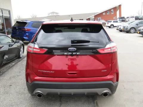 More photos of 2024 Ford Edge Titanium at Pettijohn Auto Center, MO