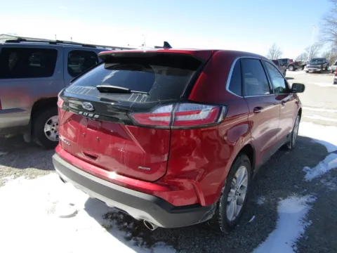More photos of 2024 Ford Edge Titanium at Pettijohn Auto Center, MO