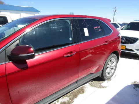 Photos of 2024 Ford Edge Titanium for sale in Bethany, MO at Pettijohn Auto Center