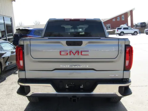More photos of 2026 GMC Sierra 1500 SLT at Pettijohn Auto Center, MO
