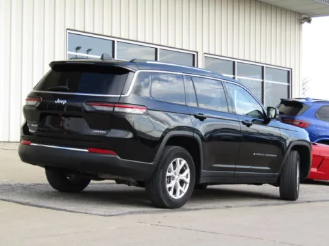Another view of 2021 Jeep Grand Cherokee L Limited for sale in Bethany, MO at Pettijohn Auto Center