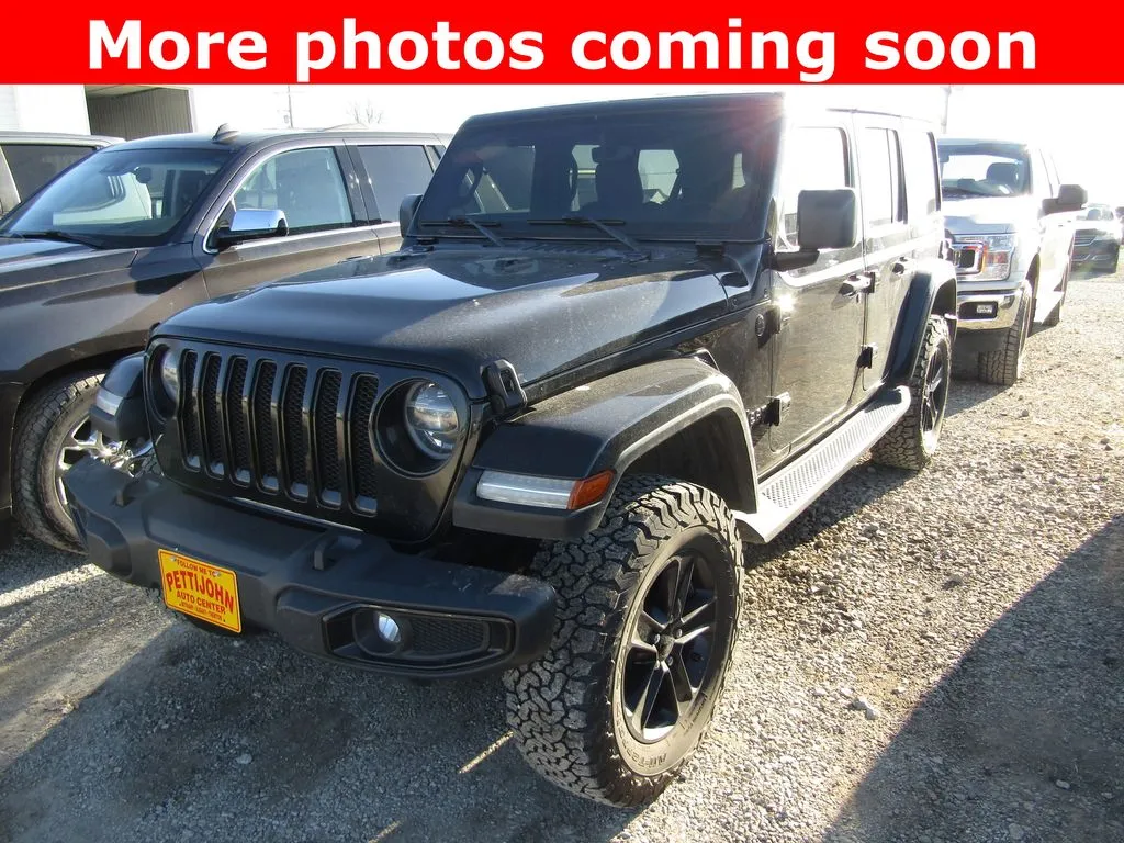 Used 2021 Jeep Wrangler Unlimited Sahara Altitude with VIN 1C4HJXEG9MW548922 for sale in Kansas City