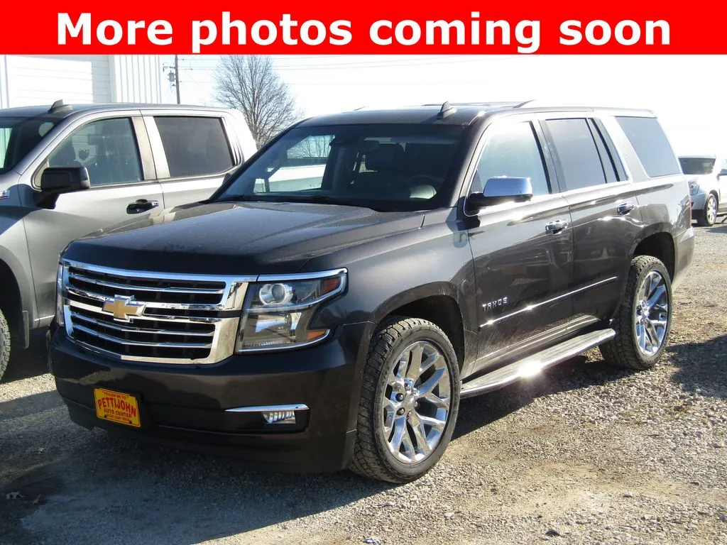 Used 2018 Chevrolet Tahoe Premier with VIN 1GNSKCKC5JR323413 for sale in Kansas City