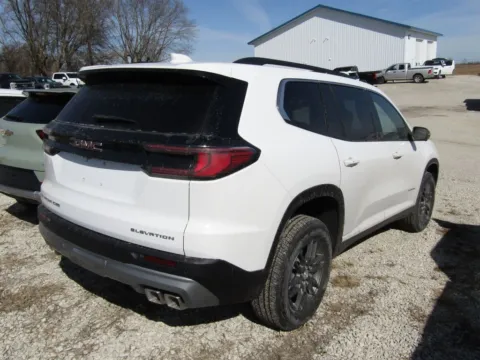 More photos of 2026 GMC Acadia Elevation at Pettijohn Auto Center, MO