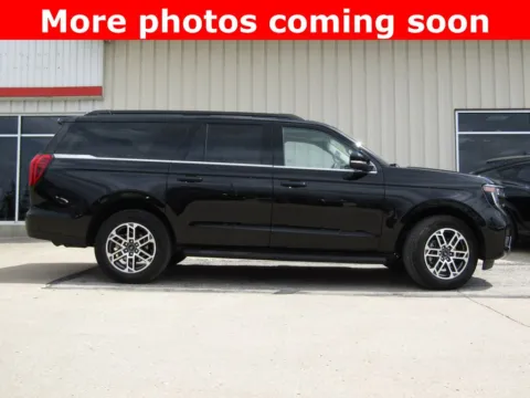 Photos of 2025 Ford Expedition Max Active for sale in Bethany, MO at Pettijohn Auto Center