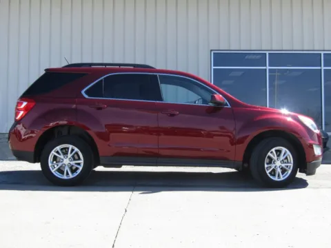 Photos of 2017 Chevrolet Equinox LT for sale in Bethany, MO at Pettijohn Auto Center