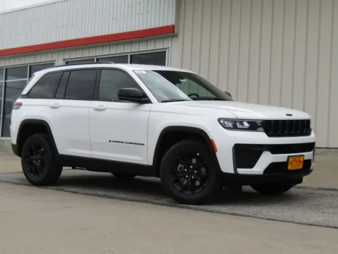 White 2026 Jeep Grand Cherokee Laredo Altitude for sale in Bethany, MO