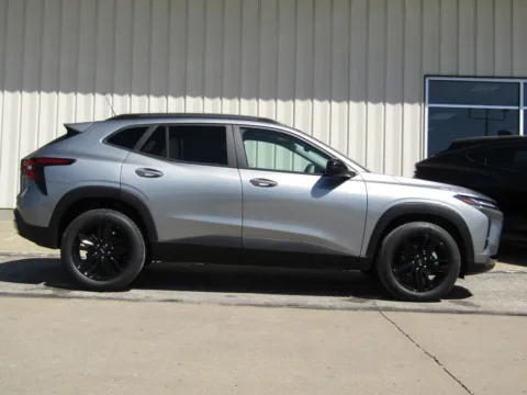 Photos of 2026 Chevrolet Trax ACTIV for sale in Bethany, MO at Pettijohn Auto Center