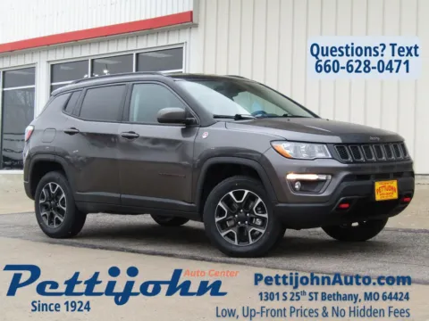 Gray 2019 Jeep Compass Trailhawk for sale in Bethany, MO