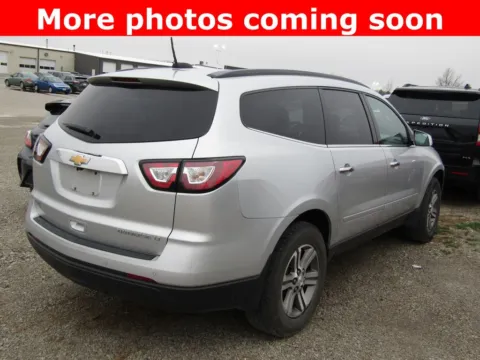 More photos of 2016 Chevrolet Traverse 2LT at Pettijohn Auto Center, MO