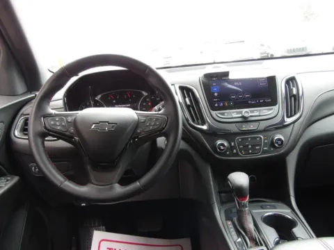 More photos of 2024 Chevrolet Equinox RS at Pettijohn Auto Center, MO