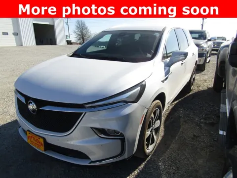 White 2024 Buick Enclave Essence for sale in Bethany, MO